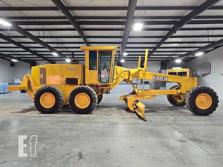 1998-deere-670ch-image-6