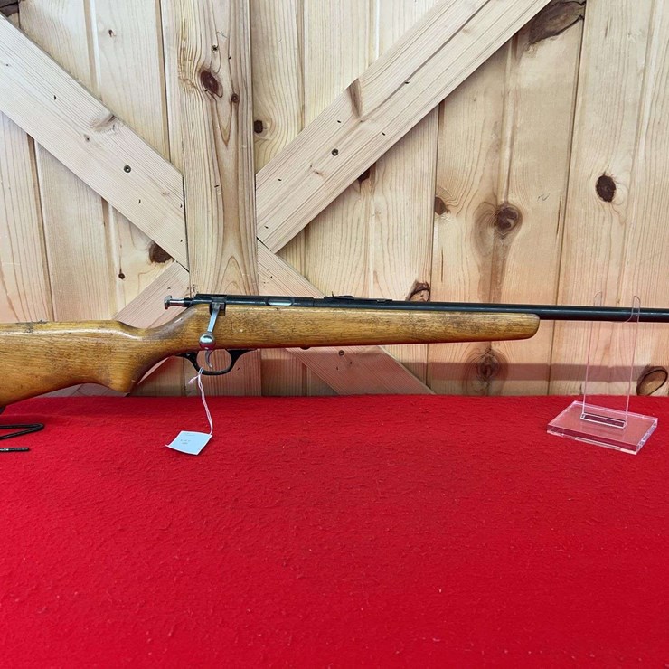 Marlin Glenfield Model 100 6 .22 LR Single Shot Bolt Action Rifle