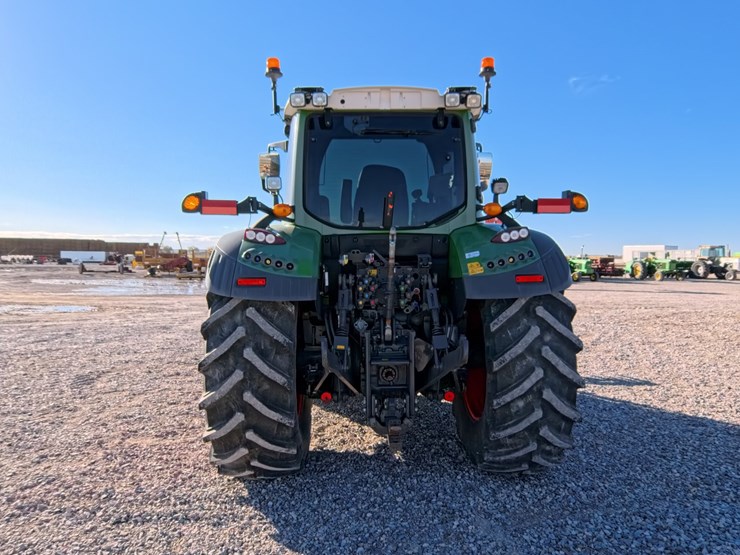 #1064-•-2023-fendt-514-vario-tractor-image-9