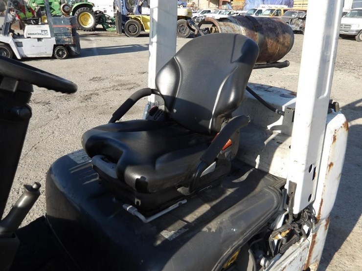 2017-unicarriers-mcp1f2a25lv-forklift-image-19