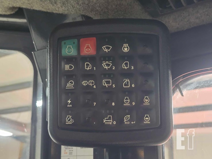 2020-deere-650k-image-19