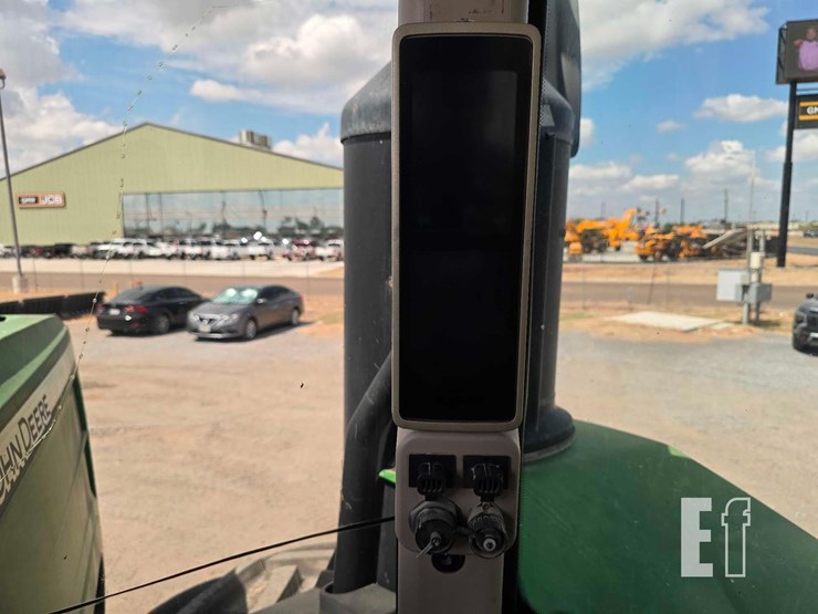 2016-john-deere-9470r-image-13
