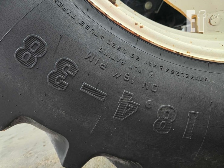 2016-new-holland-ts6.130-image-27