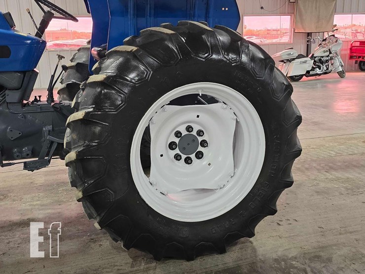 new-holland-4630-image-21