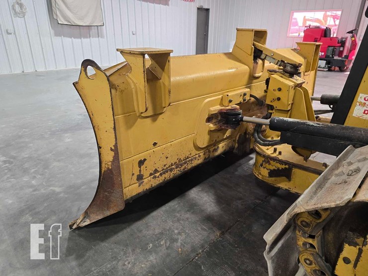 2021-caterpillar-d3-lgp-image-12