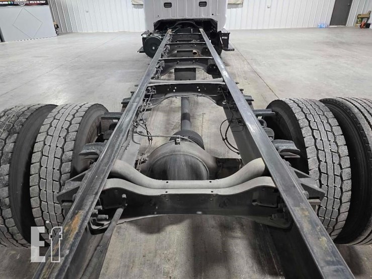 2019-ford-f750-sd-image-16