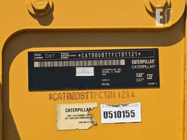 2013-caterpillar-d8t-image-45