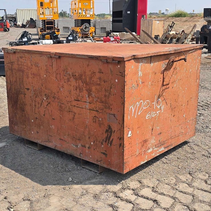 JOBSITE STEEL STORAGE BOX