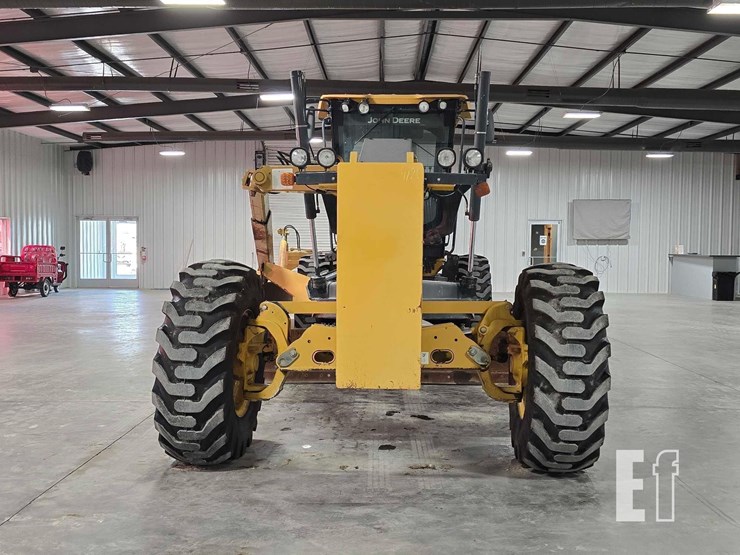 2018-deere-770g-image-7