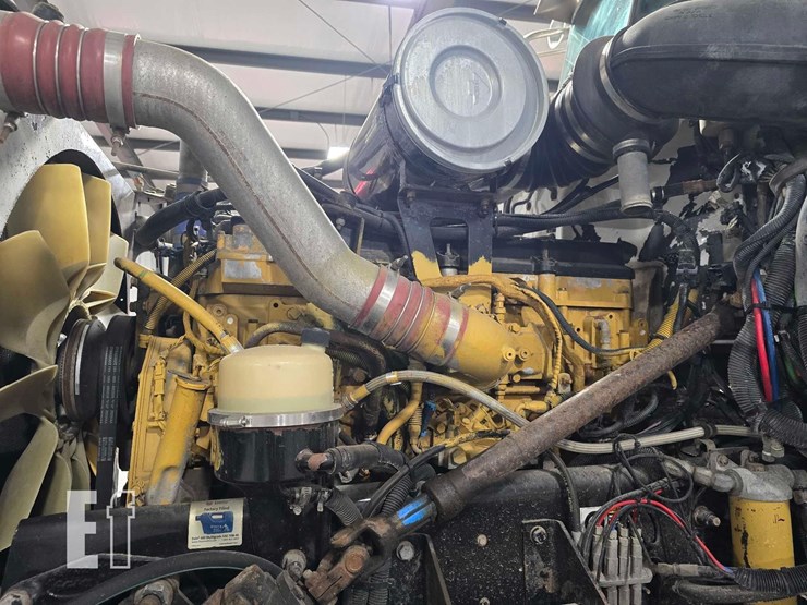 2005-peterbilt-357-image-30