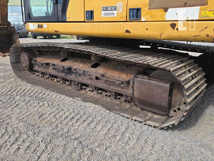2018-caterpillar-320gc-image-24
