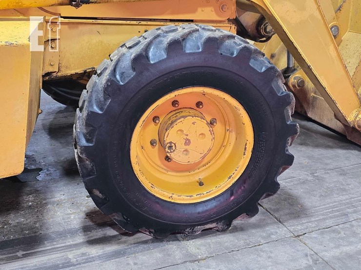2004-deere-310sg-image-26