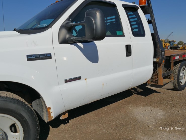 2007-ford-f350-image-8