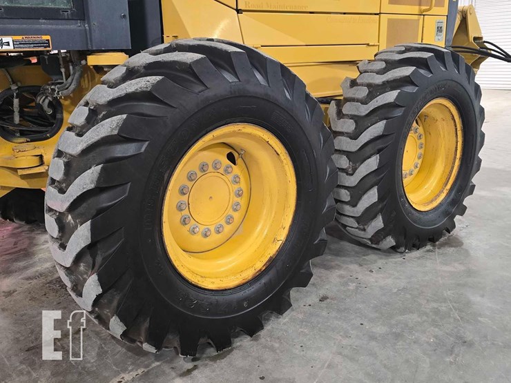 2018-deere-770g-image-33