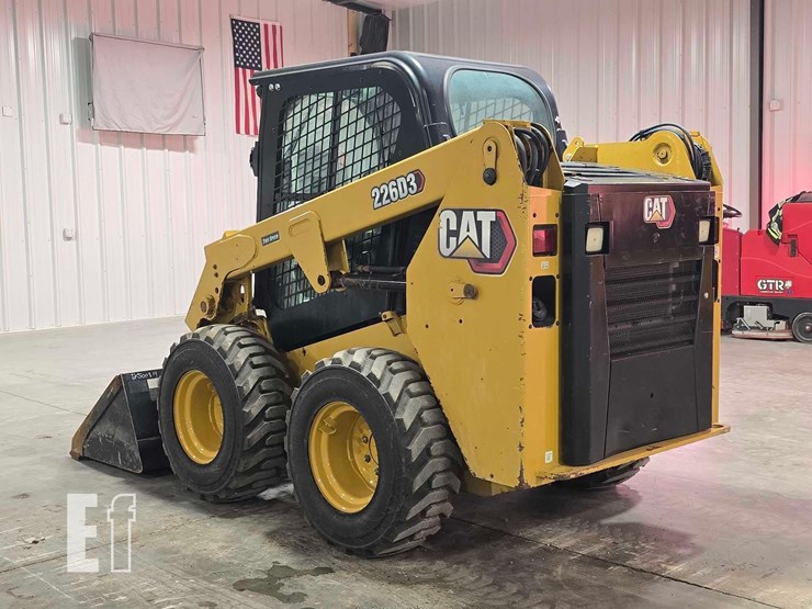2022-caterpillar-226d3-image-4