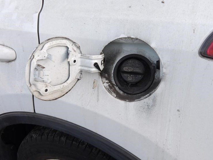 2018-toyota-rav4-xle-image-9