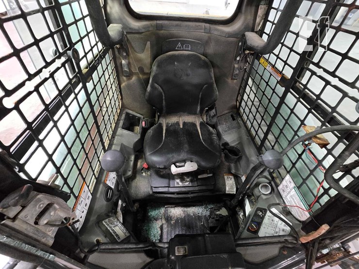 2018-bobcat-t630-image-13