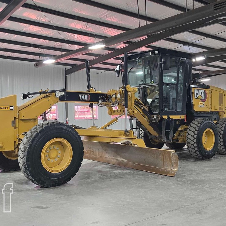 2022 CATERPILLAR 140