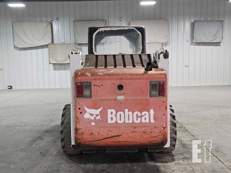 2012-bobcat-s150-image-8