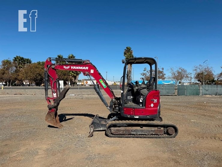 2020-yanmar-vio35-6a-image-5