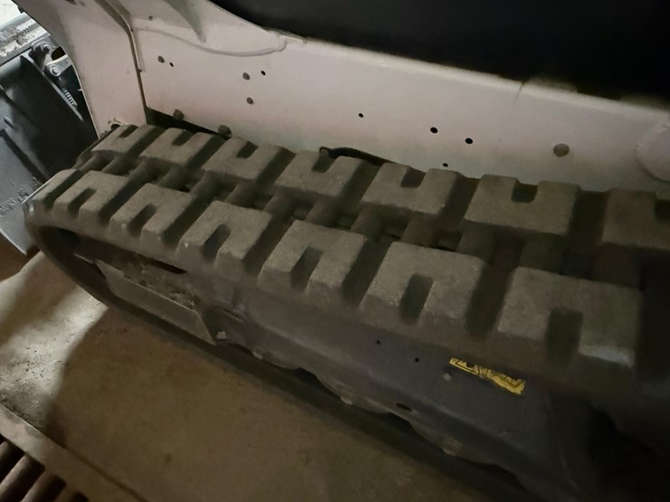 2018-bobcat-t595-skidsteer-image-11