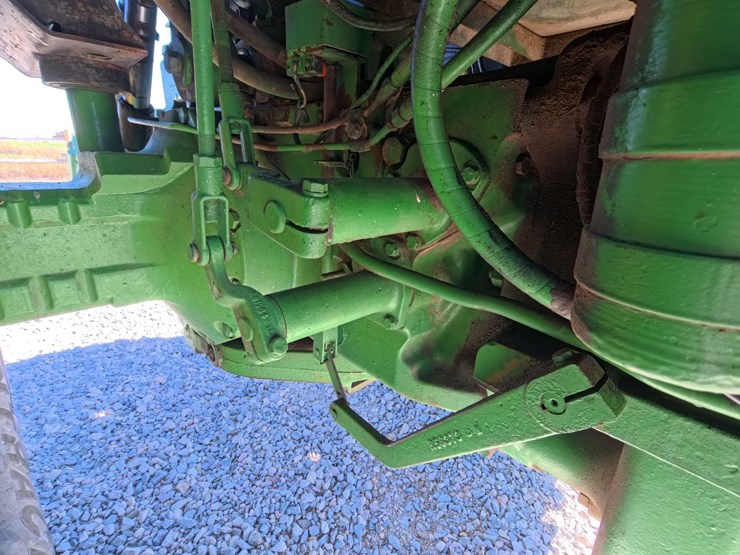 #1043-•-john-deere-4440-tractor-image-67