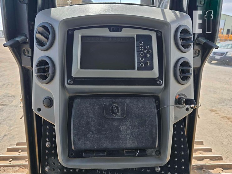 2019-caterpillar-d6t-xl-image-16