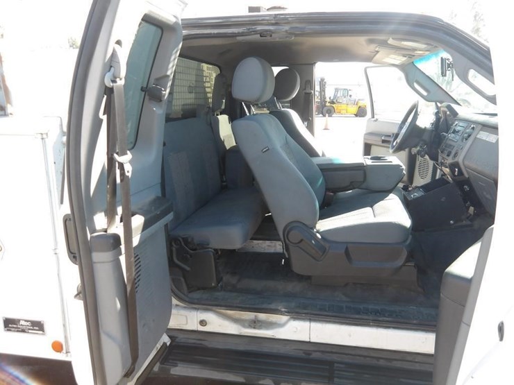 2015-ford-f450-mechanics-truck-image-26