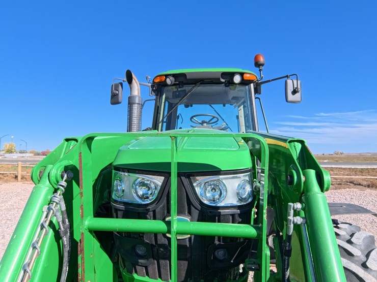 #1051-•-john-deere-6140m-tractor-image-15