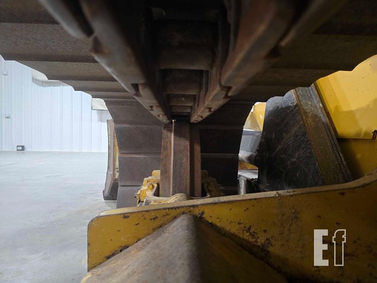 2020-deere-650k-image-29