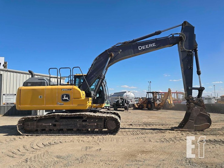 2022-deere-210g-lc-image-6