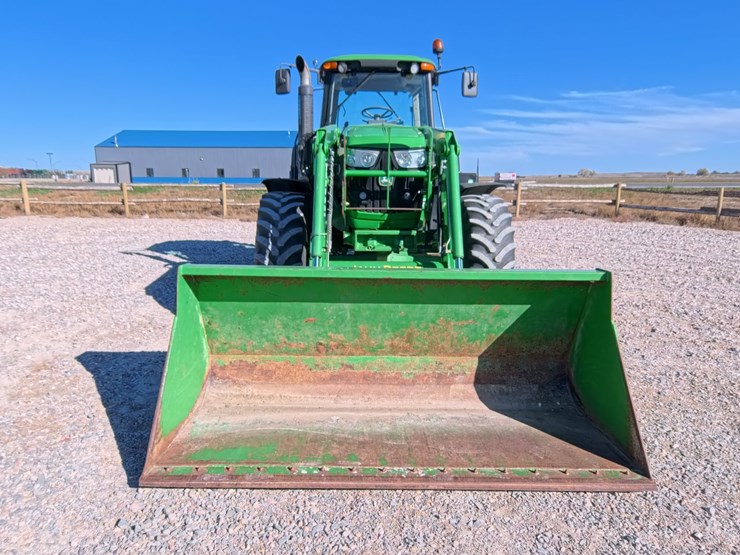 #1051-•-john-deere-6140m-tractor-image-7