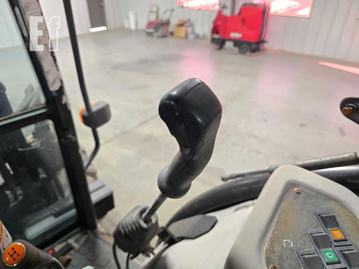 case-ih-farmall-95-image-20