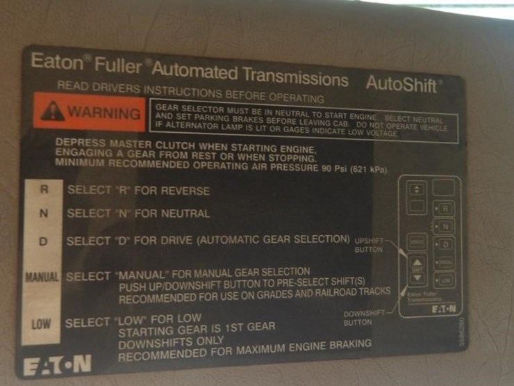 2002-international-5500i-dump-truck-image-24