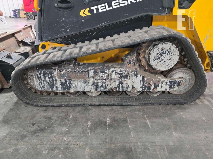 2021-jcb-3ts-8t-image-22