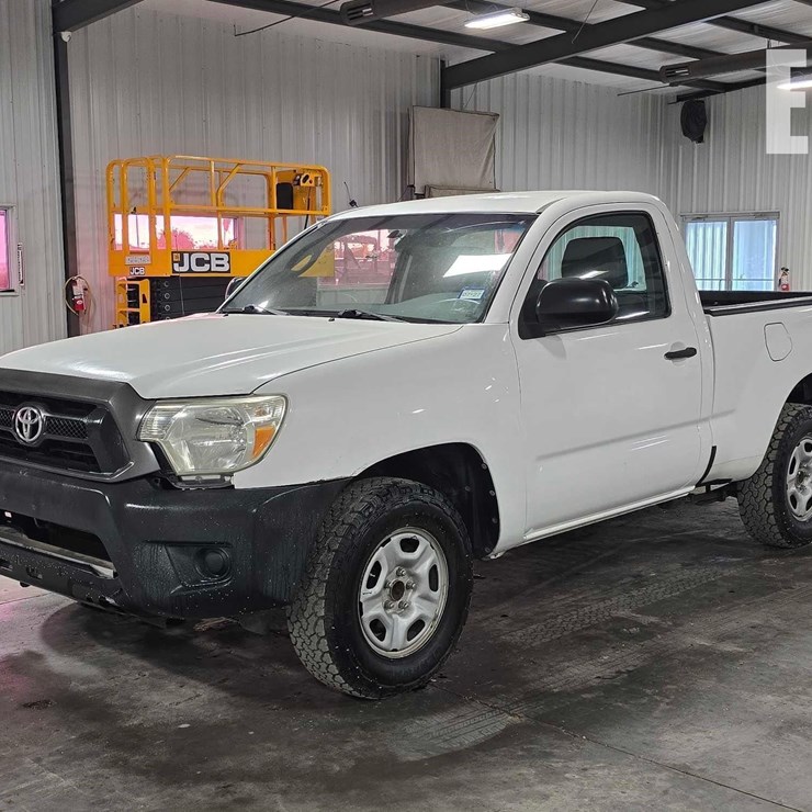 2013 TOYOTA TACOMA