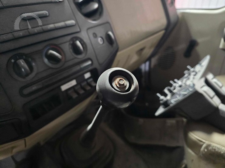 2008-ford-f550-image-14