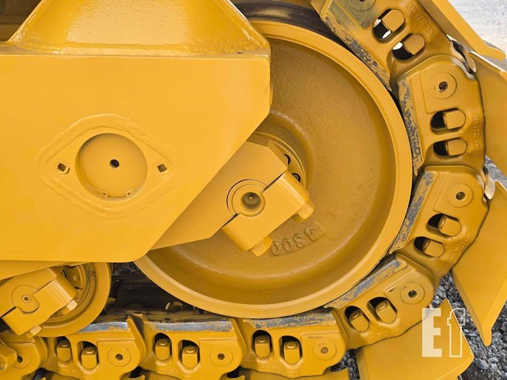 2007-caterpillar-d8t-image-27