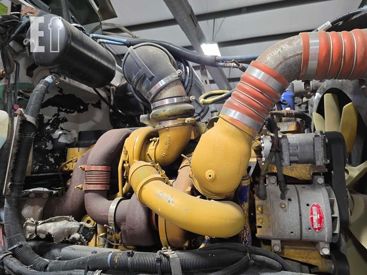 2005-peterbilt-357-image-31