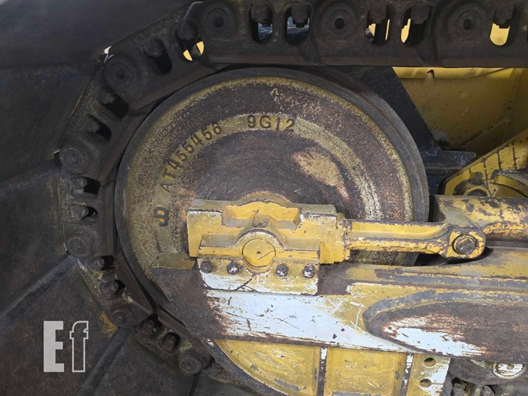 2020-deere-650k-image-25