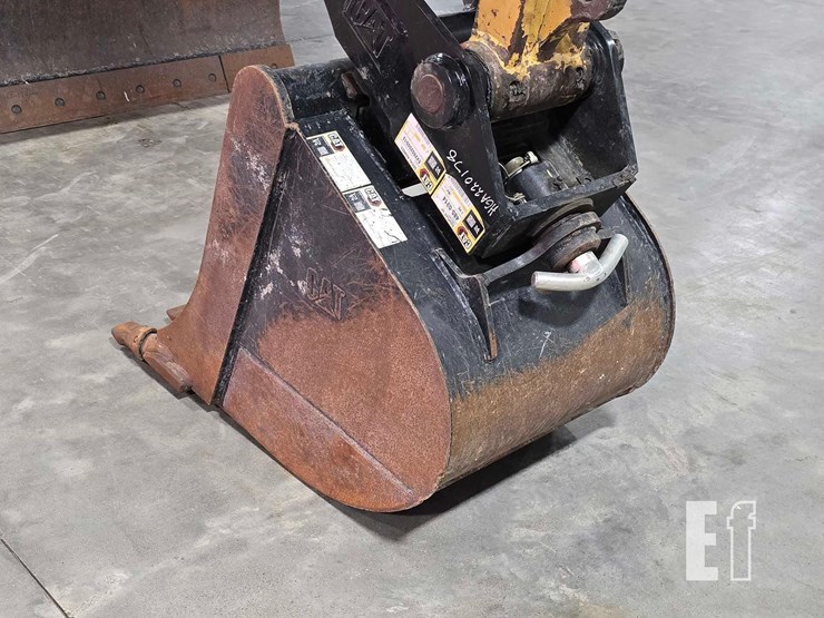 2021-caterpillar-307.5-image-12