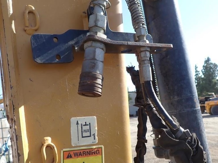2022-caterpillar-306-cr-image-8