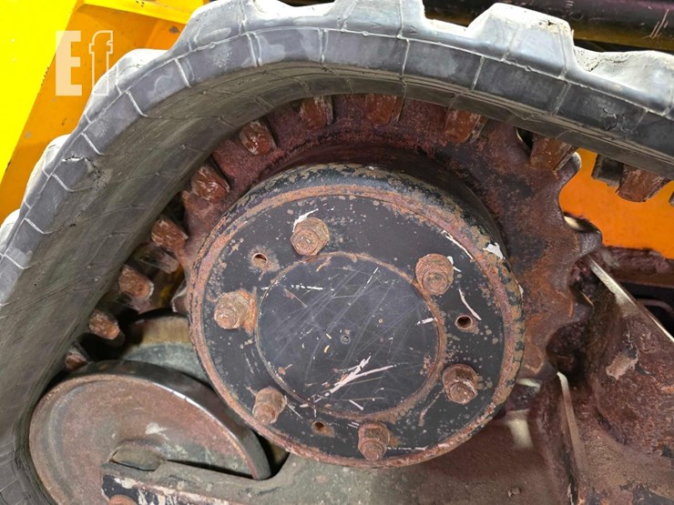 2021-jcb-3ts-8t-image-30