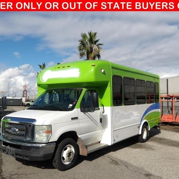 2016 FORD E450