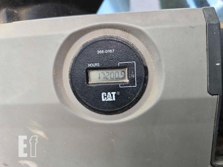 2014-caterpillar-320el-image-20