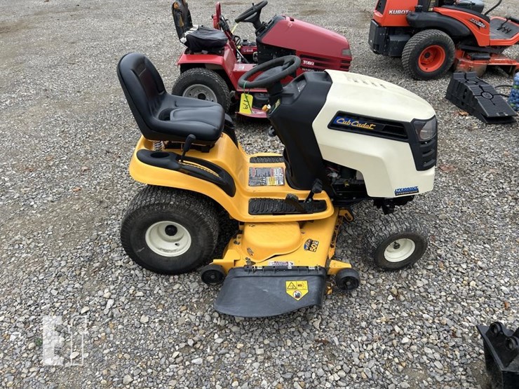 cub-cadet-ltx1050vt-image-2