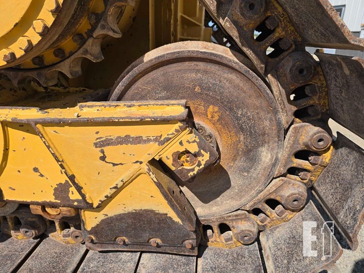 2007-caterpillar-d6r-image-26