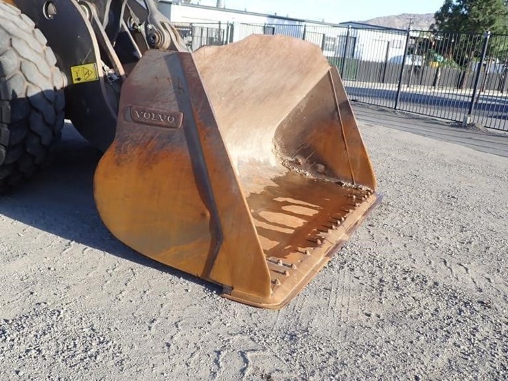 2018-volvo-l90h-wheel-loader-image-6
