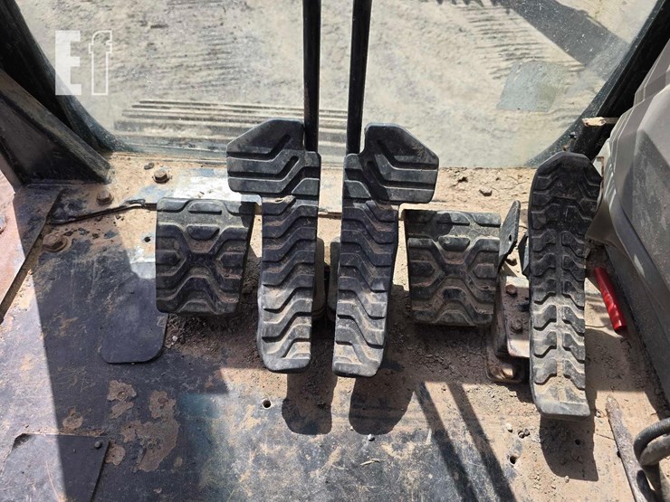 2014-caterpillar-336el-image-17
