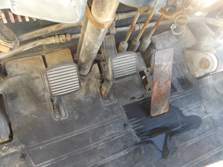 kamatsu-fg45st-6-forklift-image-23
